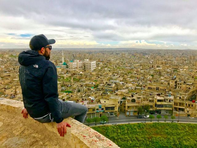 Kilátás Aleppóra a citadellából, Szíria, 2019. április.