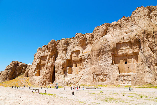 Perzsa királyok sírhelye, Nágs-e Rosztám, Irán