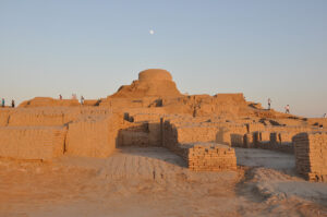 Az Indus-völgyi civilizációk szülőhelyén, Mohenjodaro. Vincze János képe