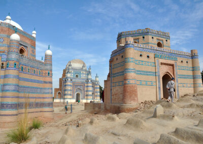 Uch Sharif szent zarándokhelye. Vincze János képe