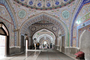 Multan mecsetekkel és kegyhelyekkel tarkított központja. Vincze János képe